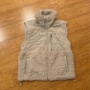 Abercrombie & Fitch soft collection cream fuzzy puffer vest